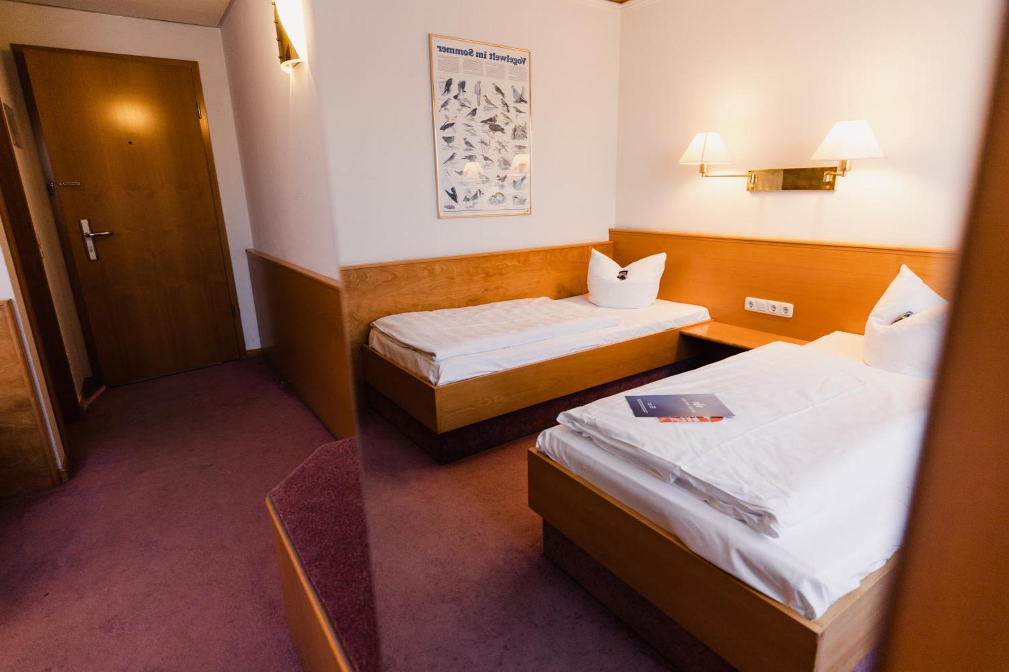 Hotel Bavaria Брена Экстерьер фото